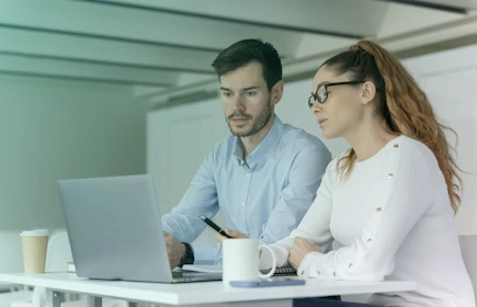 Jak wybrać odpowiedni system DMS?